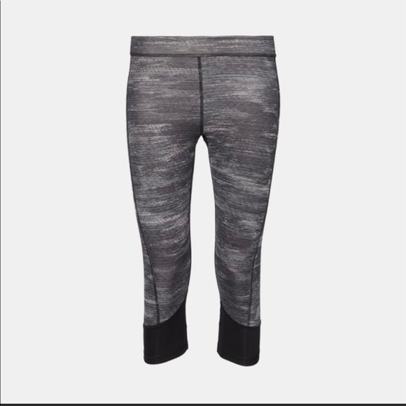 Adidas TFC Macrohth capri legging - Picture 3 of 5